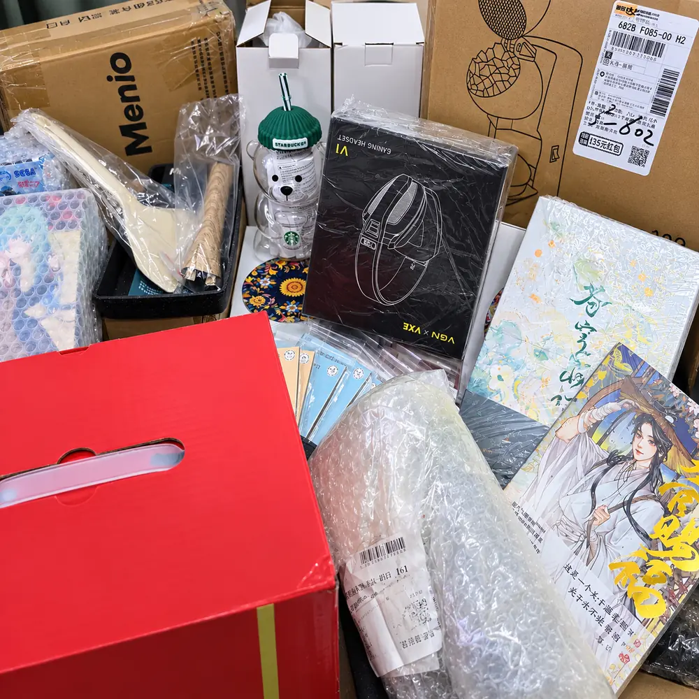Productos de clientes reunidos para carga aérea