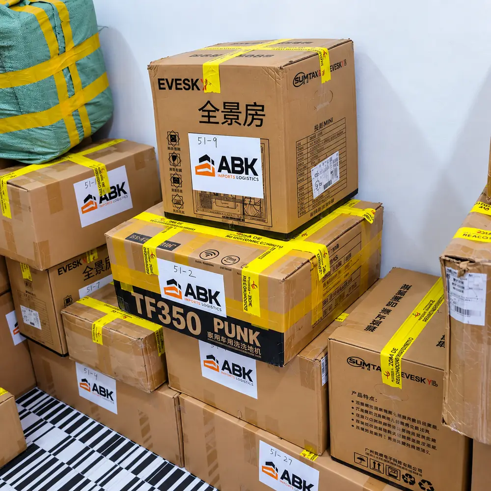 Productos consolidados y embalados por ABK